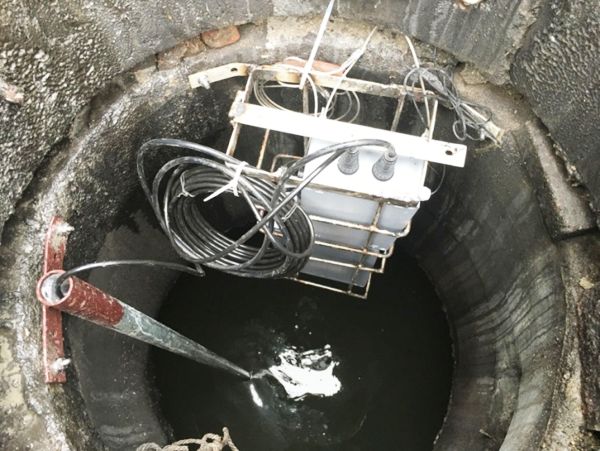 天长水位检测井